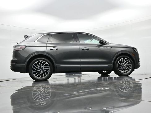 Used 2019 Lincoln Nautilus Reserve AWD/4WD image 25