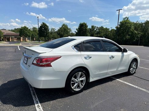 Used 2013 Nissan Altima 2.5 SV w/ 2.5SV Convenience Pkg FWD image 4