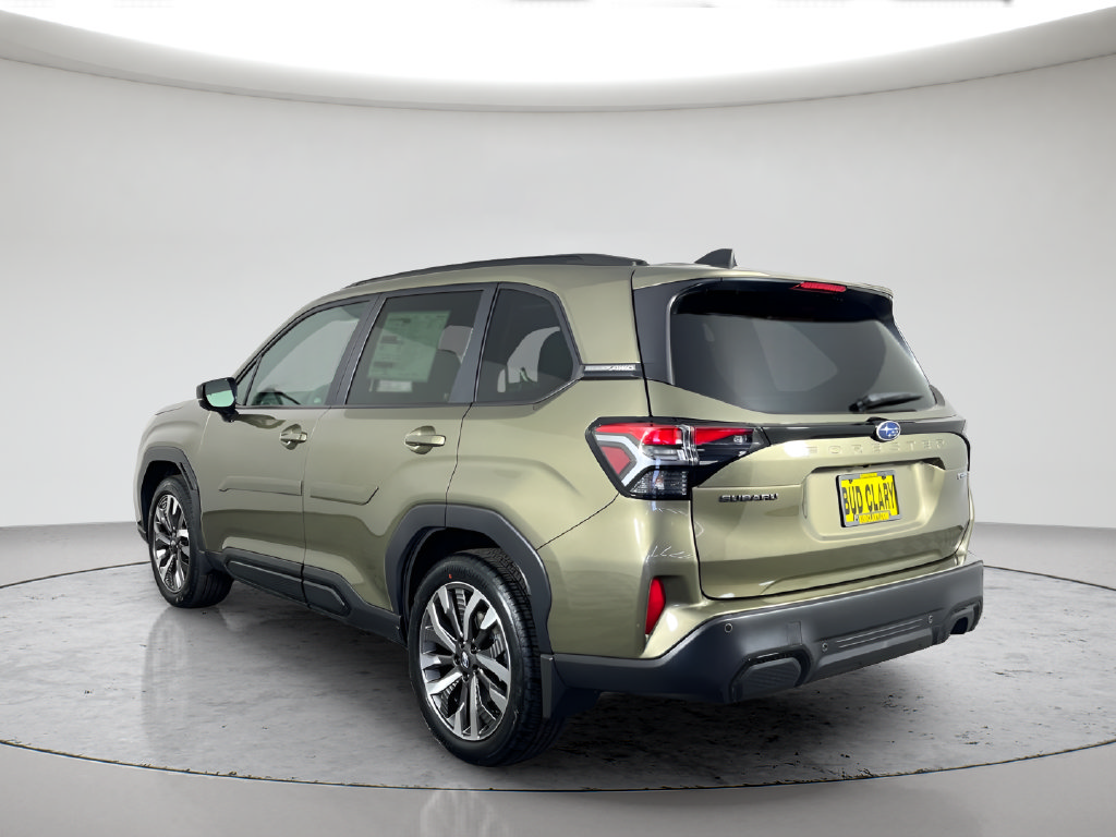 Used 2026 Subaru Forester Touring AWD/4WD image 7