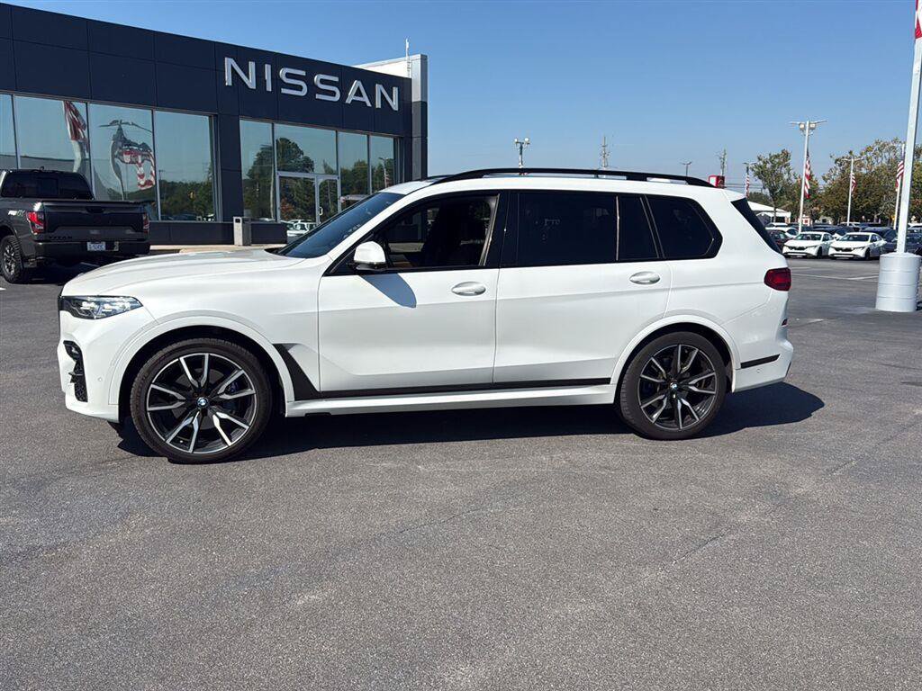 Used 2019 BMW X7 xDrive50i w/ M Sport Package AWD/4WD image 5