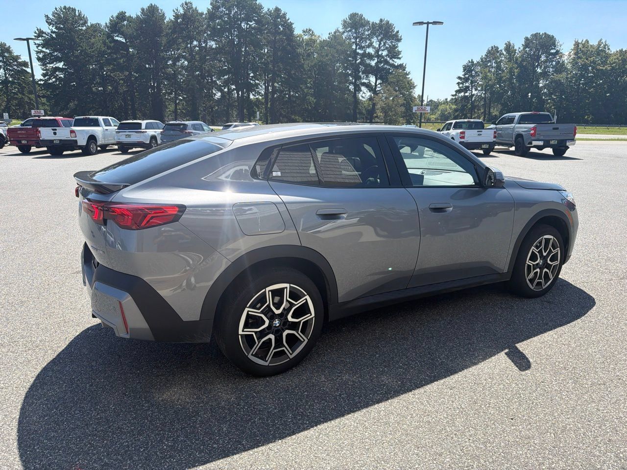 Used 2026 BMW X2 xDrive28i AWD/4WD image 10