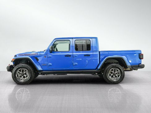 Used 2025 Jeep Gladiator Rubicon AWD/4WD image 2