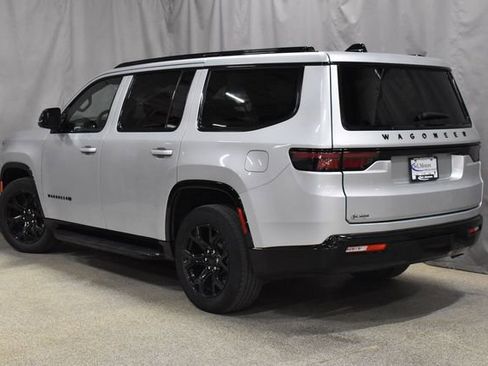 Used 2024 Jeep Wagoneer Series II image 6