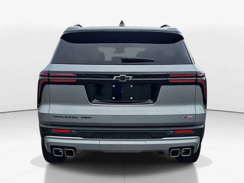 Used 2025 Chevrolet Traverse Z71 AWD/4WD image 7