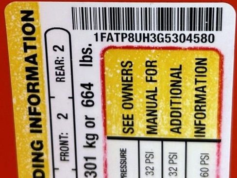 Used 2016 Ford Mustang Premium image 22