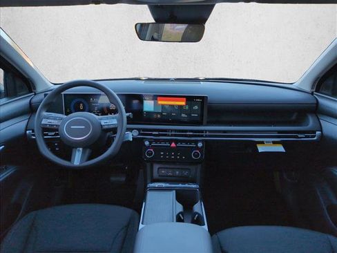 New 2026 Hyundai Tucson Blue SE image 18