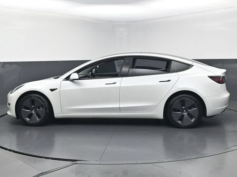 Used 2023 Tesla Model 3 Standard Range RWD image 7