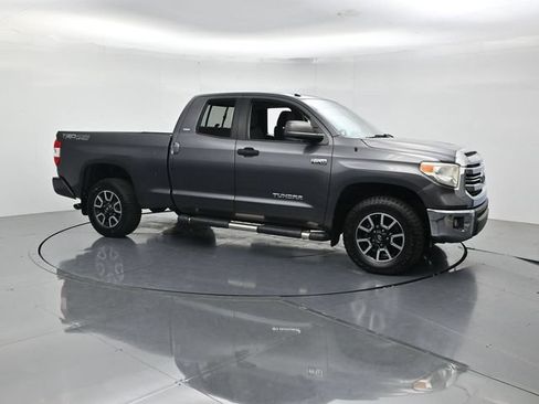 Used 2017 Toyota Tundra SR5 w/ TRD Off Road Package AWD/4WD image 3