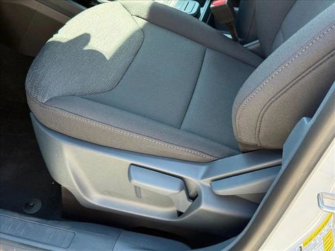 New 2025 Ford Maverick XL image 4