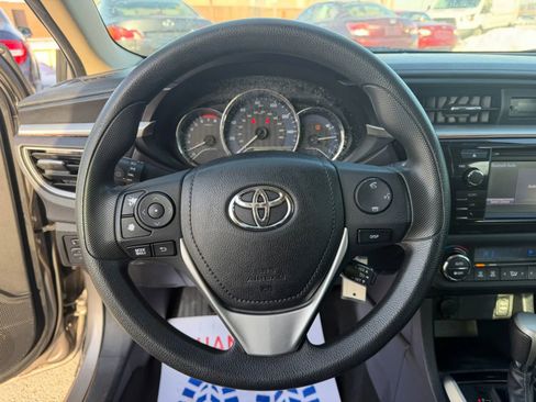 Used 2015 Toyota Corolla LE image 20