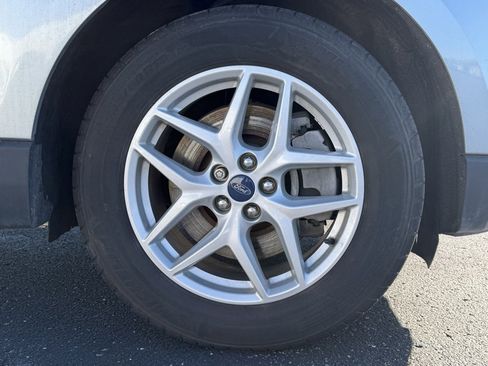 Used 2021 Ford Edge SEL w/ Convenience Package image 16