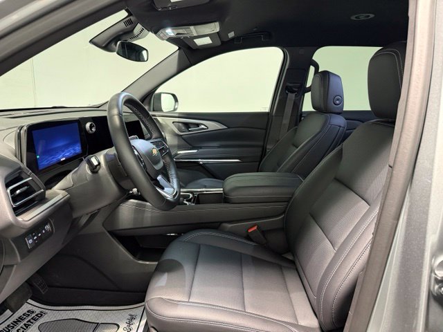 Certified 2025 Chevrolet Traverse LT w/ Driver Confidence Package AWD/4WD image 13