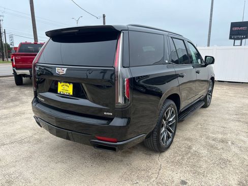 Used 2021 Cadillac Escalade Sport Platinum RWD image 3