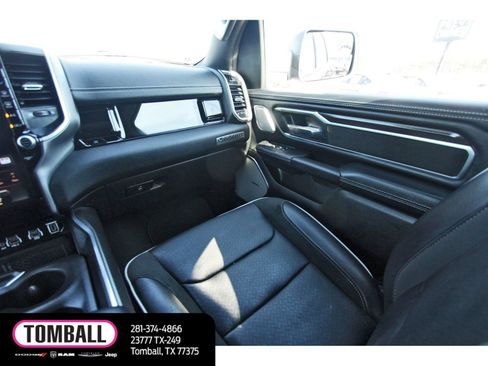 Used 2025 RAM 1500 Laramie w/ Night Edition image 11