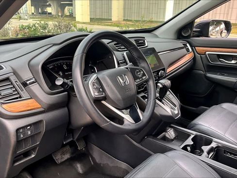 Used 2017 Honda CR-V Touring image 23
