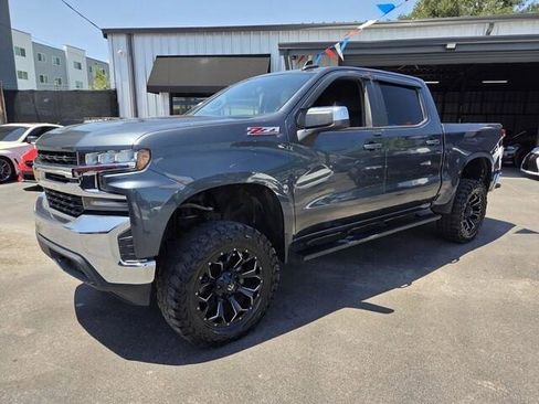 Used 2019 Chevrolet Silverado 1500 LT w/ All-Star Edition AWD/4WD image 3