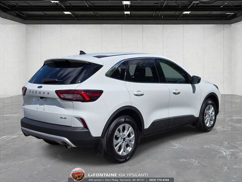 Used 2024 Ford Escape Active AWD/4WD image 5
