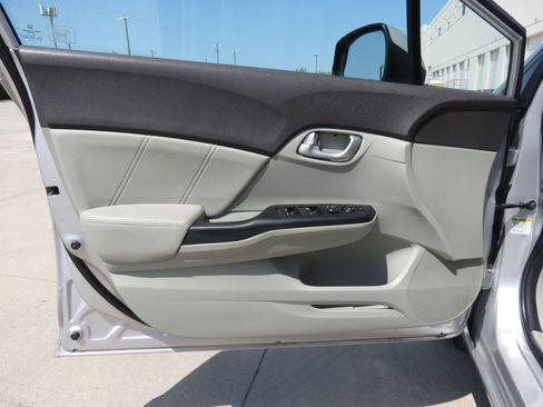 Used 2012 Honda Civic EX-L image 13