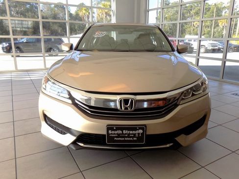 Used 2016 Honda Accord LX image 2