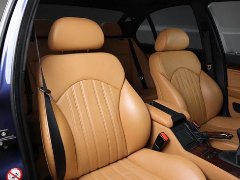 Used 2002 BMW M5 image 54