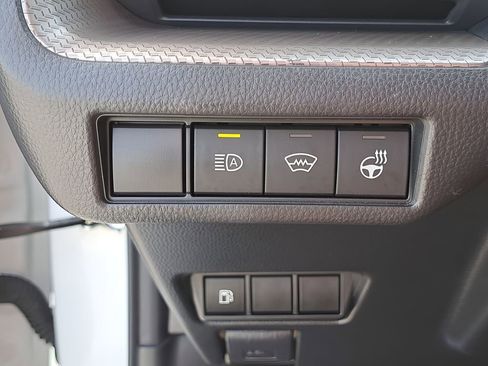 Used 2023 Toyota Prius XLE image 29