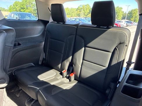 Used 2019 GMC Acadia Denali w/ Technology Package AWD/4WD image 21
