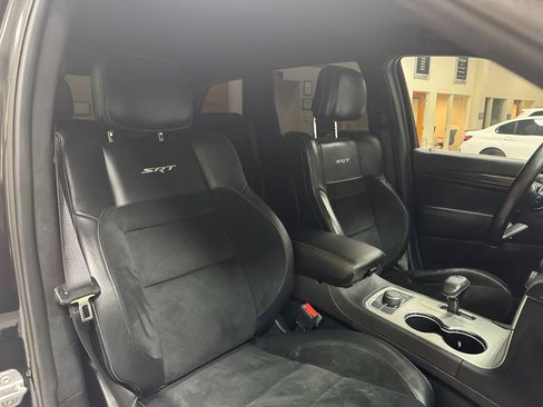 Used 2014 Jeep Grand Cherokee SRT image 18
