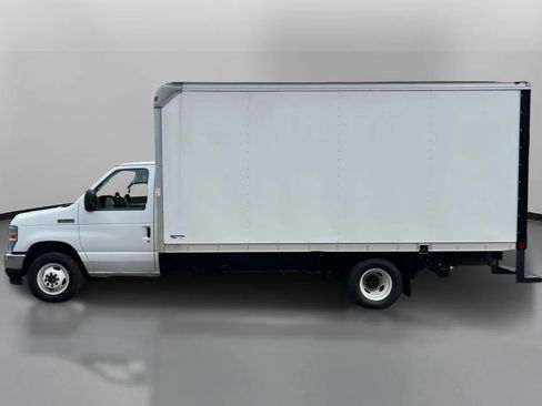 Used 2024 Ford E-350 and Econoline 350 Super Duty w/ Power Windows & Locks Group RWD image 15