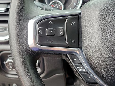 Certified 2025 RAM 1500 Laramie AWD/4WD image 9