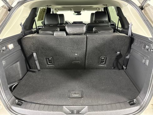Used 2024 MAZDA CX-90 Plug-In Hybrid w/ Preferred AWD/4WD image 23