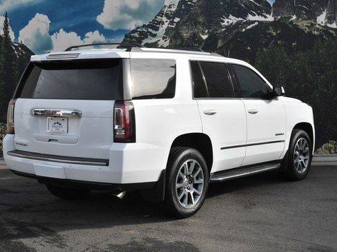 Used 2016 GMC Yukon Denali w/ Open Road Package image 3