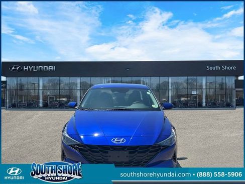 Certified 2023 Hyundai Elantra SEL FWD image 2