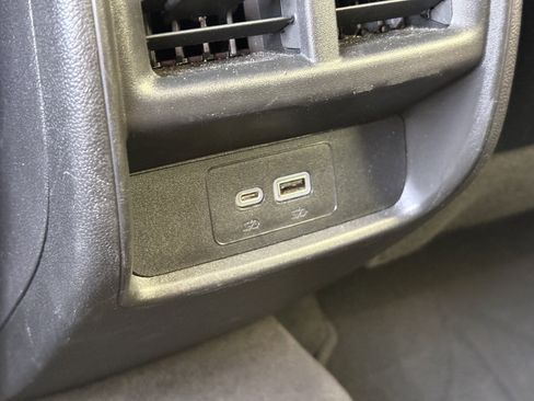 Certified 2024 Cadillac XT4 Premium Luxury image 11