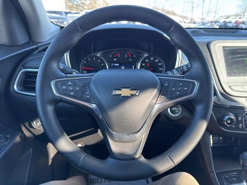Used 2024 Chevrolet Equinox LT image 19