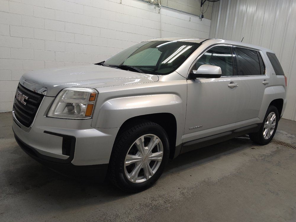 Used 2017 GMC Terrain SLE FWD image 2