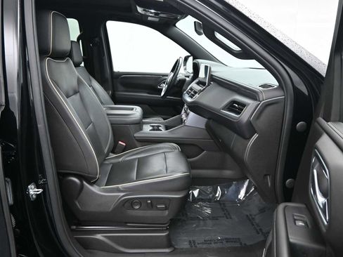 Used 2021 GMC Yukon SLT w/ SLT Luxury Plus Package image 11