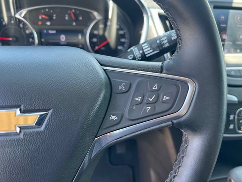 Used 2024 Chevrolet Equinox LT FWD image 39