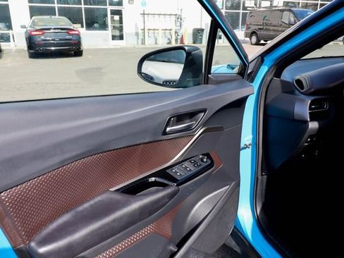 Used 2019 Toyota C-HR Limited image 52