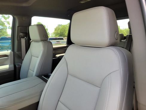 New 2026 GMC Sierra 2500 SLT w/ Texas SLT Premium Package AWD/4WD image 22