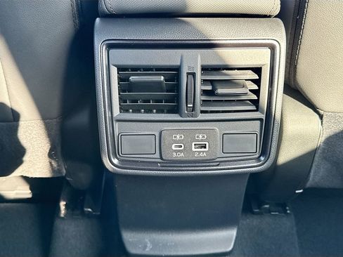 Used 2025 Subaru Forester Sport image 35