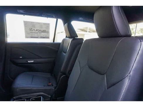 Certified 2026 Lexus TX 500h AWD w/ Technology Package image 36