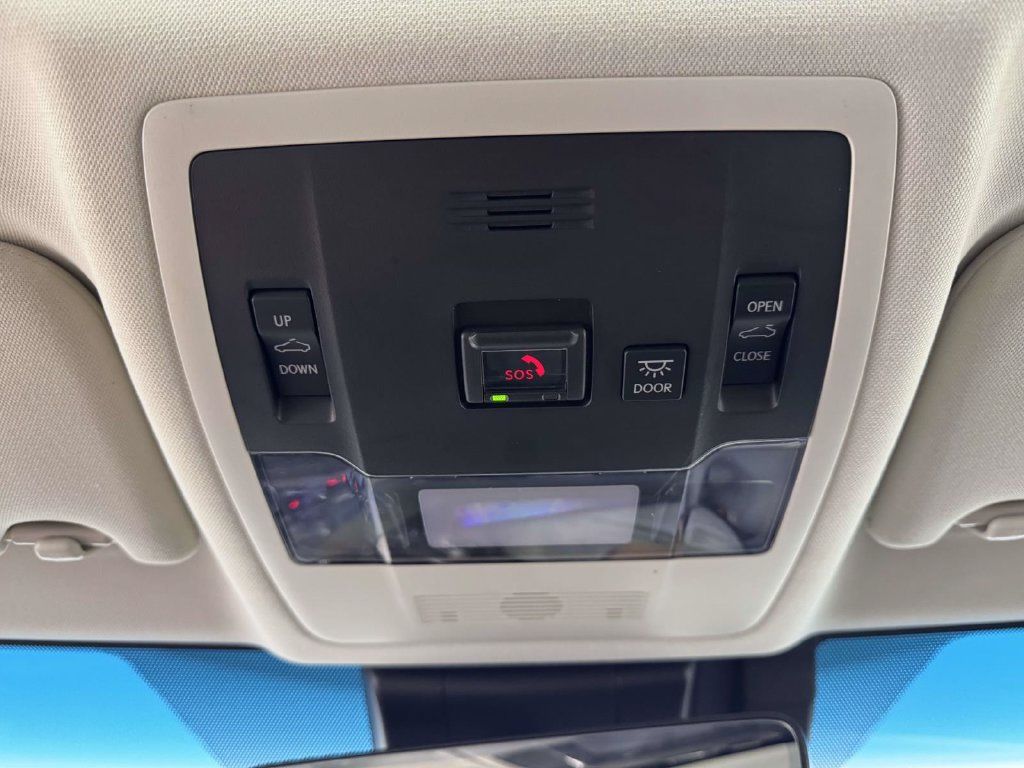 Used 2021 Lexus ES 300h w/ Accessory Package 2 FWD image 24