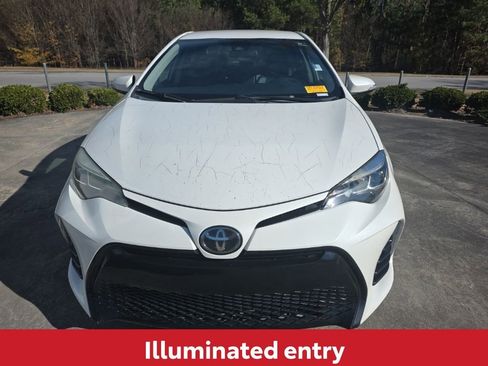 Used 2018 Toyota Corolla L image 12