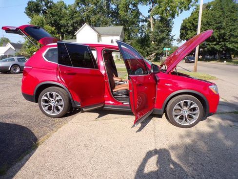 Used 2017 BMW X3 xDrive28i image 10