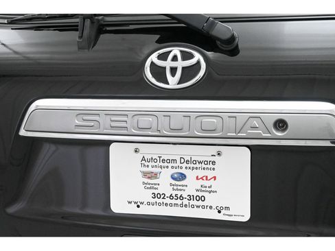 Used 2012 Toyota Sequoia Platinum image 83