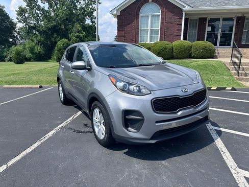 Used 2019 Kia Sportage LX FWD image 11