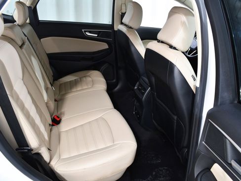 Used 2023 Ford Edge SEL w/ Convenience Package image 19