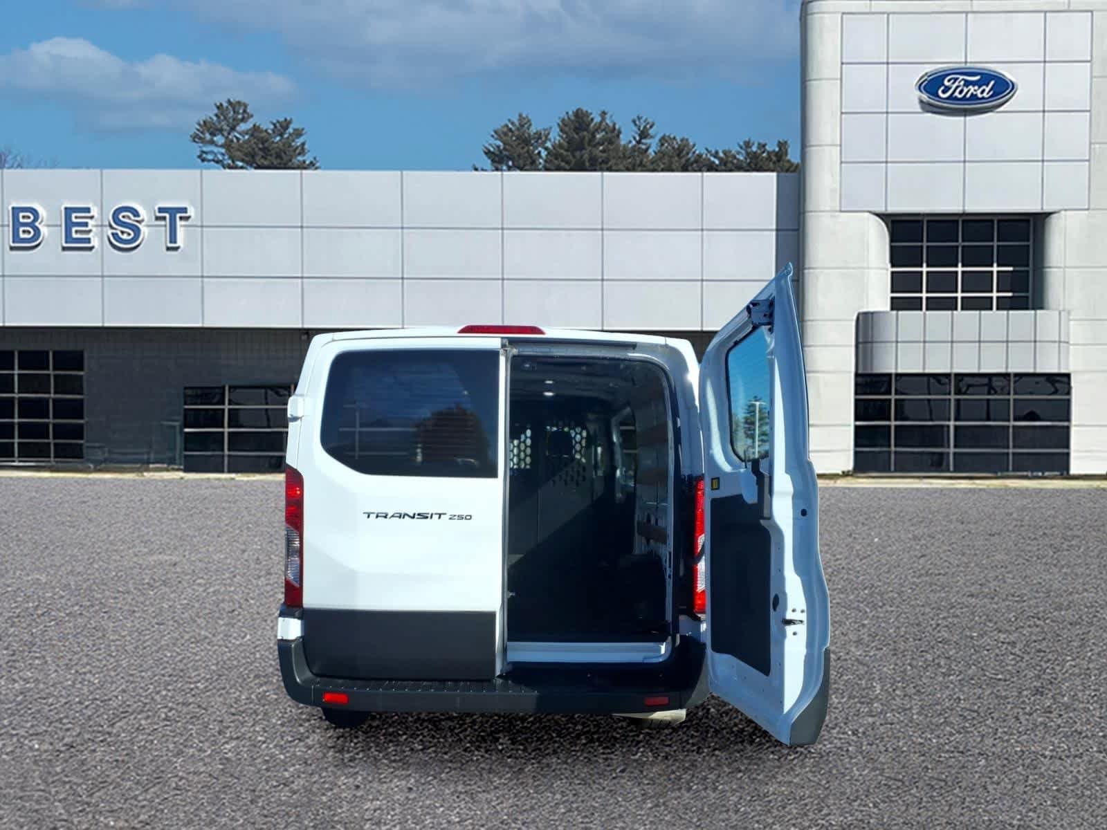Used 2025 Ford Transit 250 Low Roof w/ Exterior Upgrade Package RWD image 6