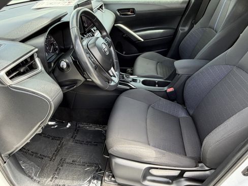 Used 2023 Toyota Corolla Cross AWD Hybrid image 26