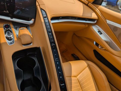 Used 2023 Chevrolet Corvette Stingray Premium Cpe w/ Z51 Performance Package image 21